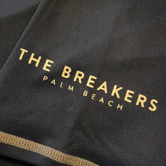 Palm Beach “The Breakers” navy & white deep blue gear water shirt - Picture 5 of 6